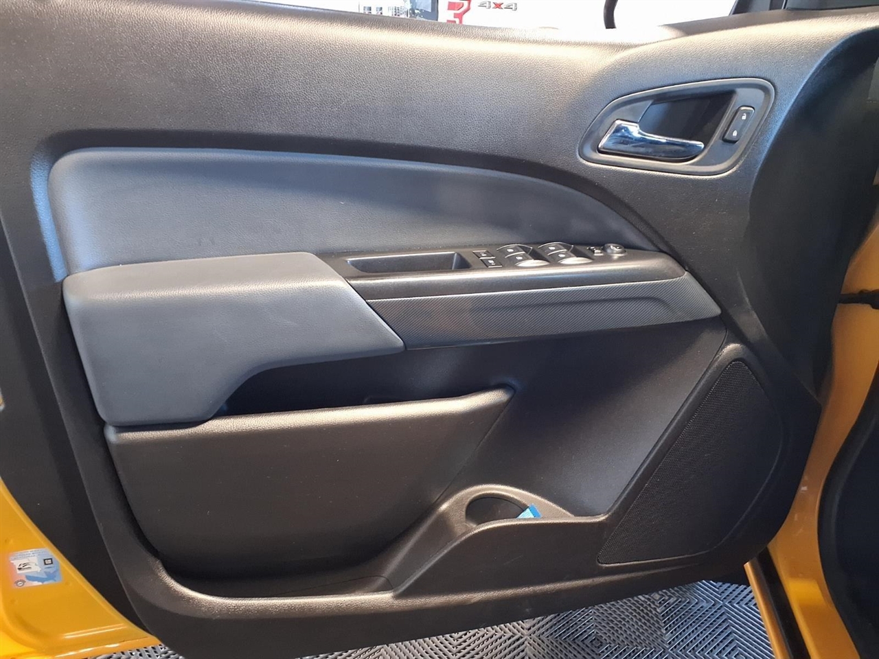 Chevrolet Colorado 4WD Crew Cab 128.3" Z71 2018