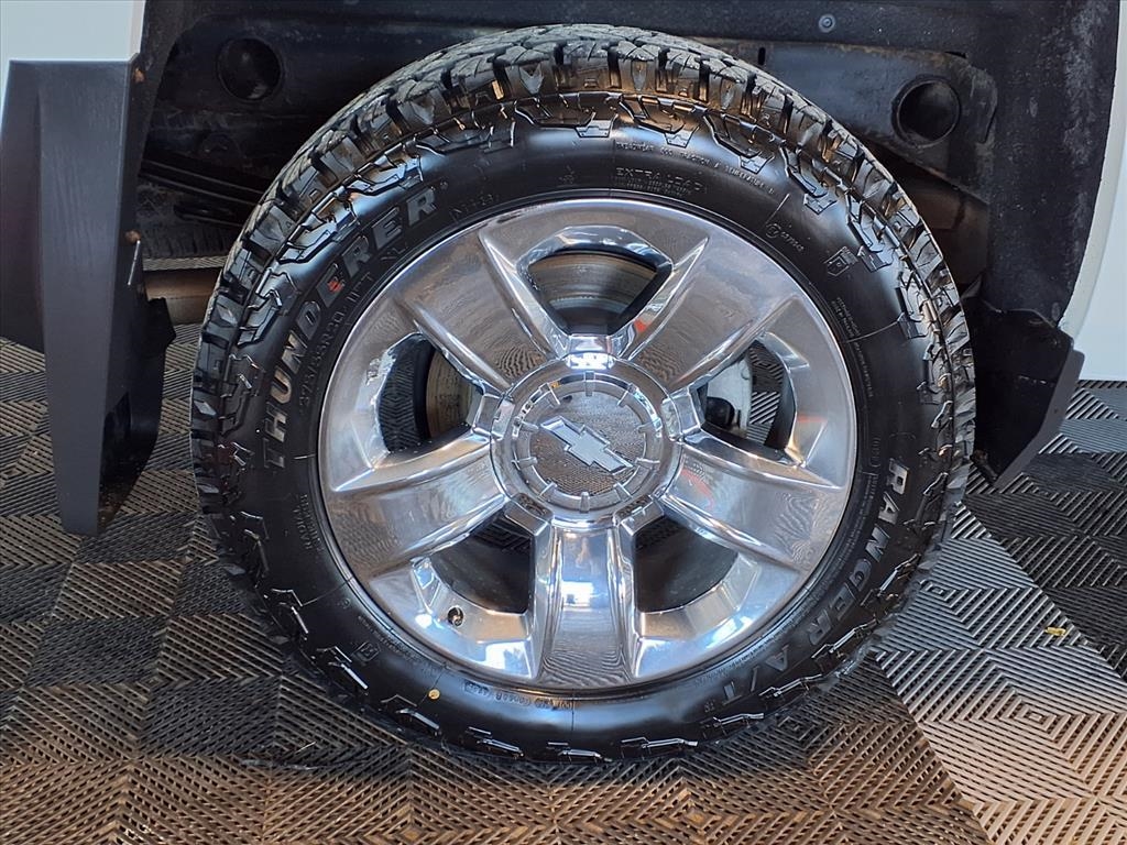 Chevrolet Silverado 1500 4WD Crew Cab 143.5" LTZ w/1LZ 2018