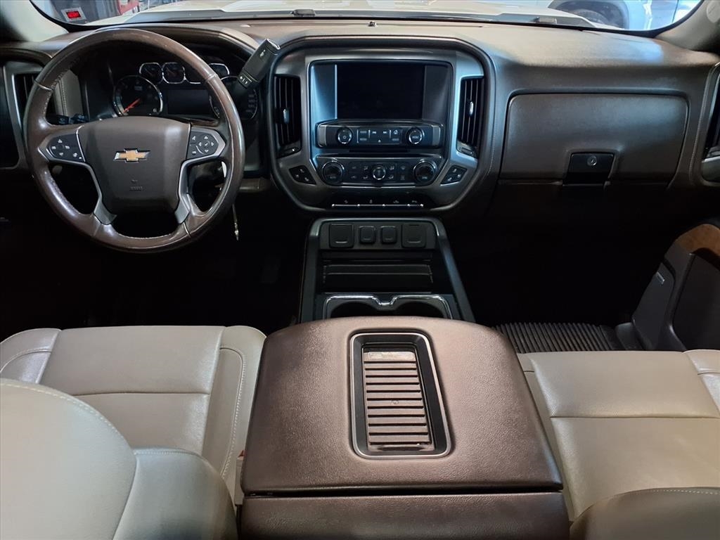 Chevrolet Silverado 1500 4WD Crew Cab 143.5" LTZ w/1LZ 2018