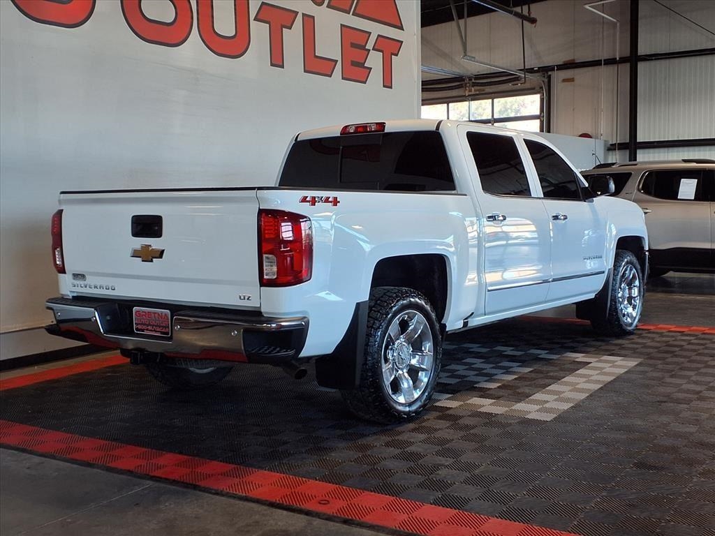 Chevrolet Silverado 1500 4WD Crew Cab 143.5" LTZ w/1LZ 2018