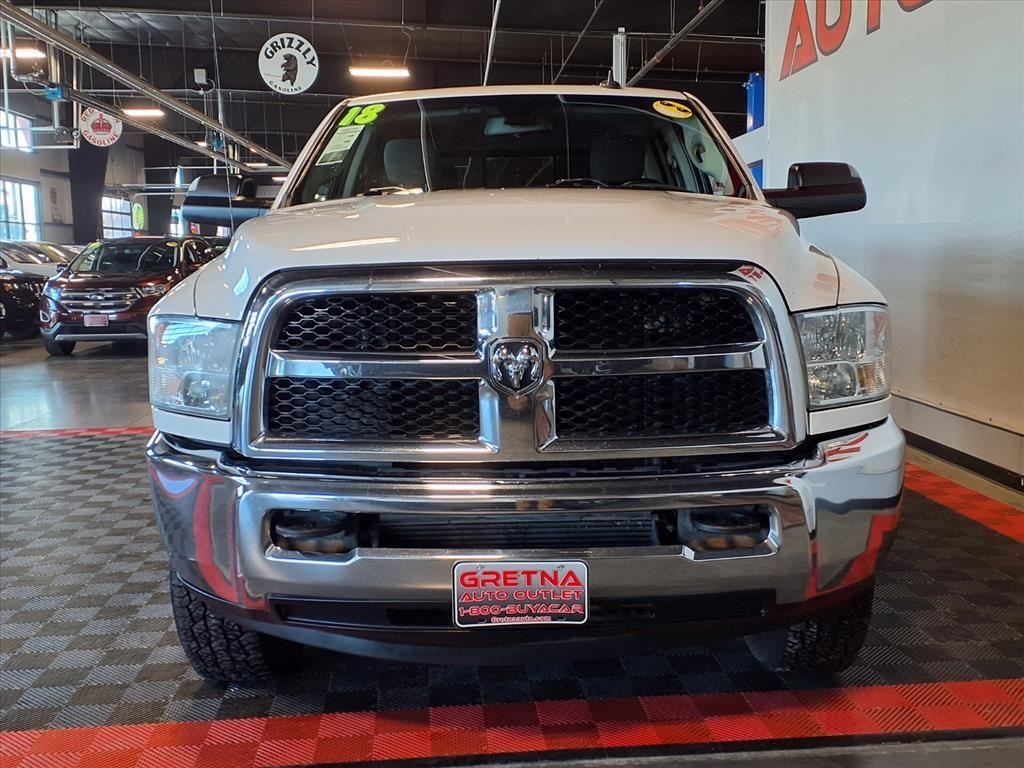 RAM 2500 SLT 4x4 Crew Cab 6'4" Box 2018