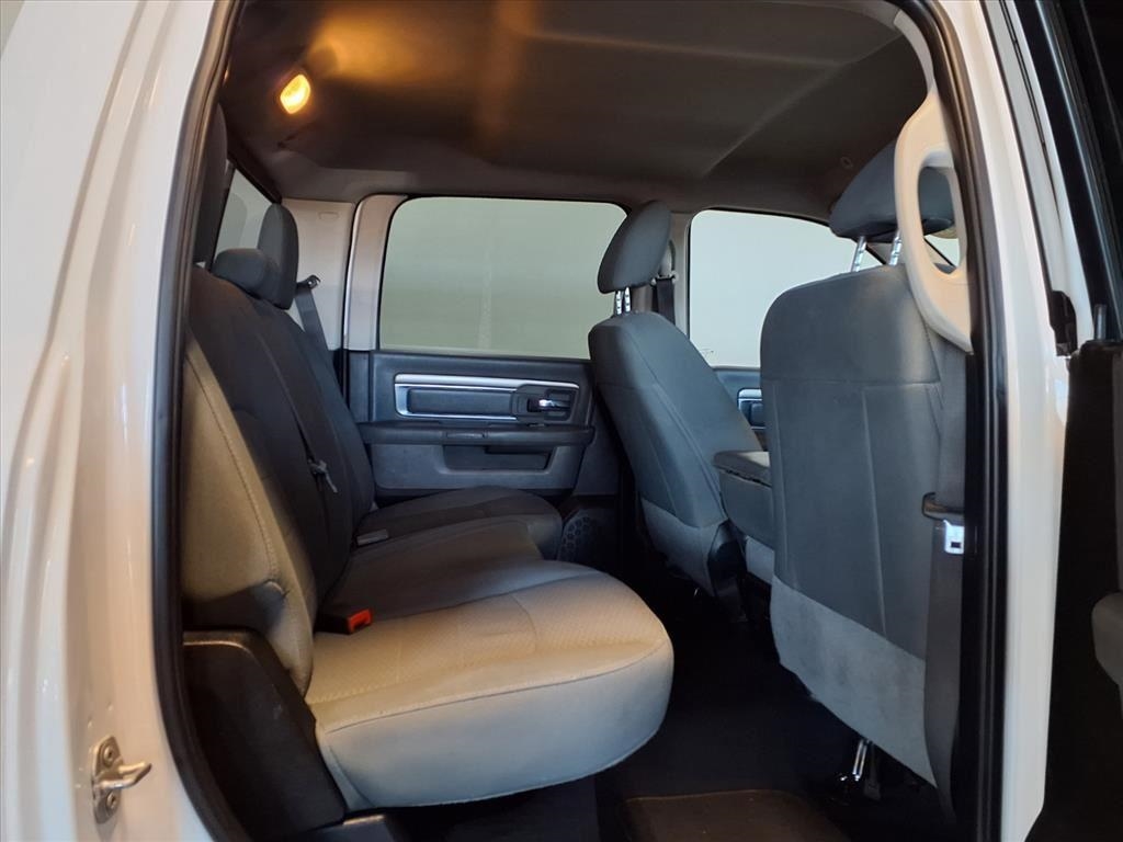 RAM 2500 SLT 4x4 Crew Cab 6'4" Box 2018