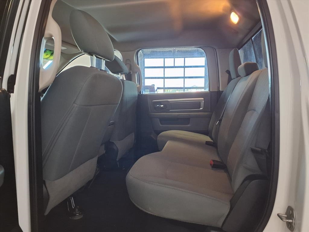 RAM 2500 SLT 4x4 Crew Cab 6'4" Box 2018