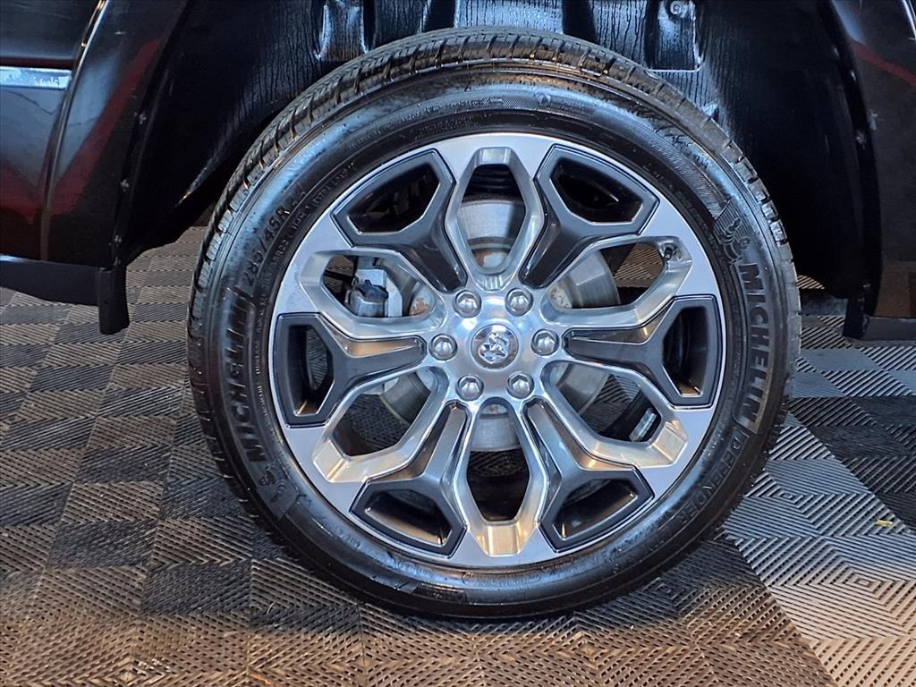 RAM 1500 Limited 4x4 Crew Cab 5'7" Box 2019