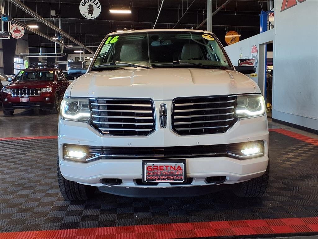 Lincoln Navigator 2WD 4dr Select 2016