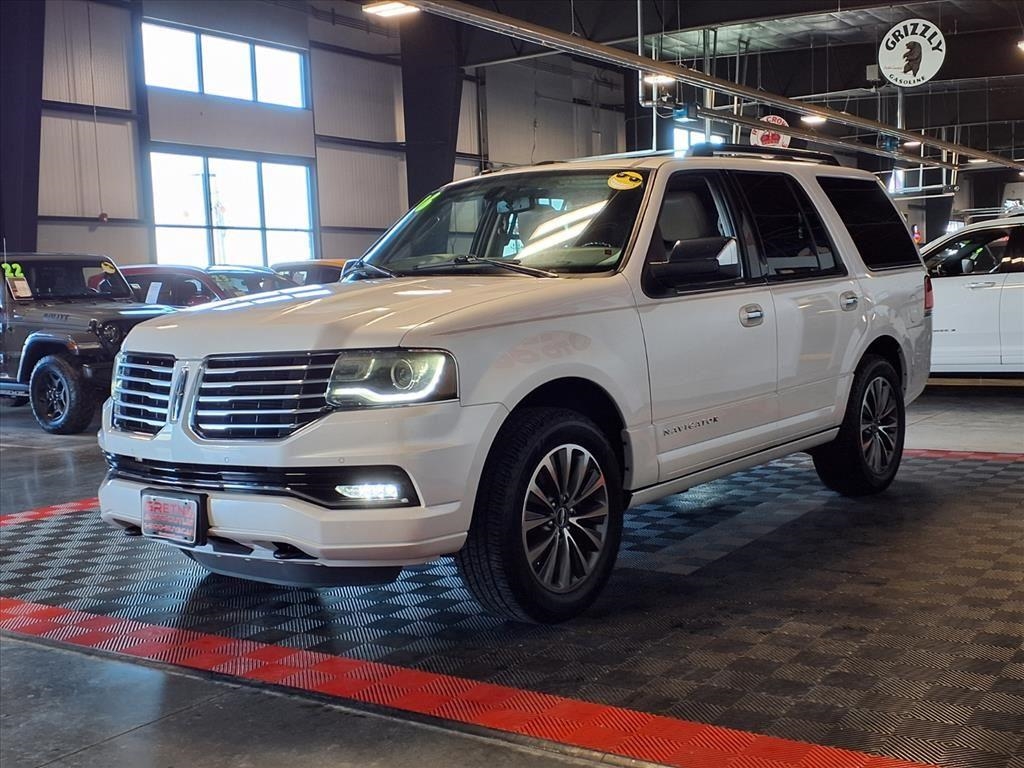 Lincoln Navigator 2WD 4dr Select 2016