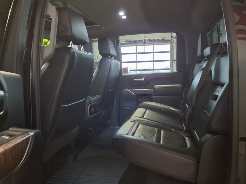 GMC Sierra 2500HD 4WD Crew Cab 159" Denali 2022