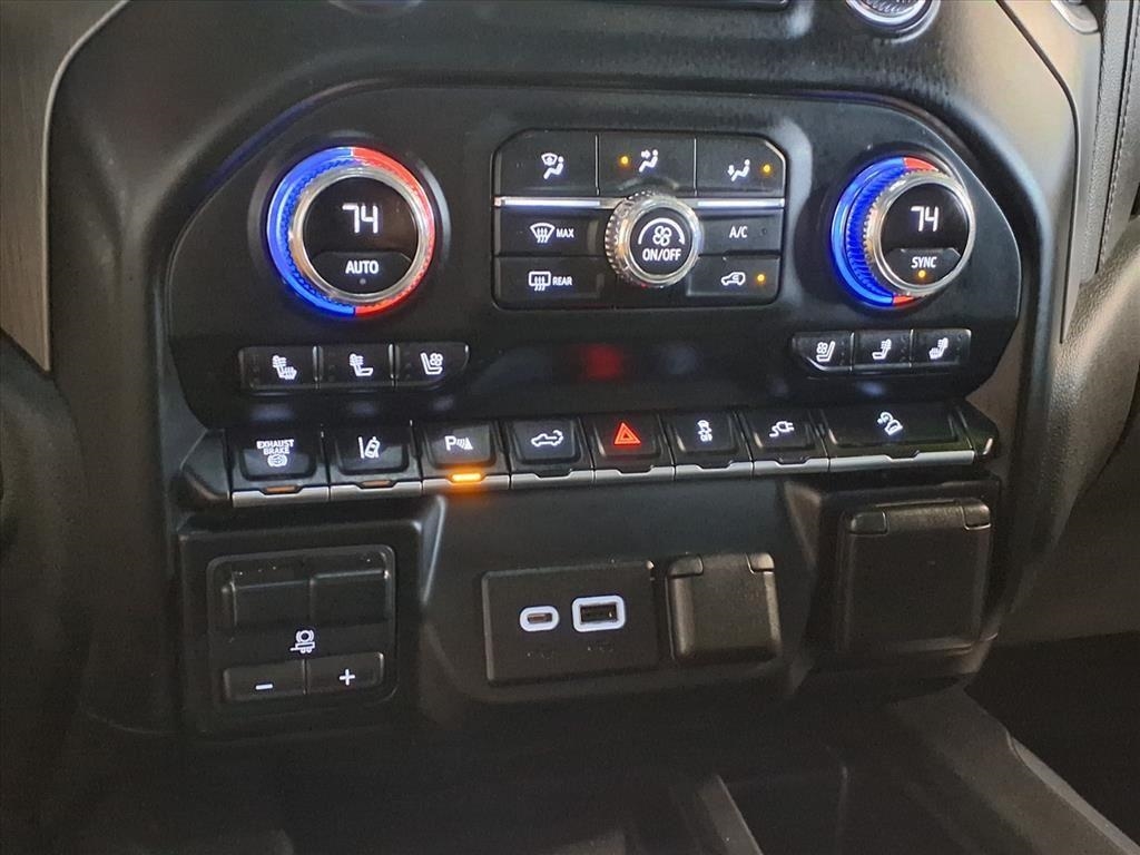 GMC Sierra 2500HD 4WD Crew Cab 159" Denali 2022