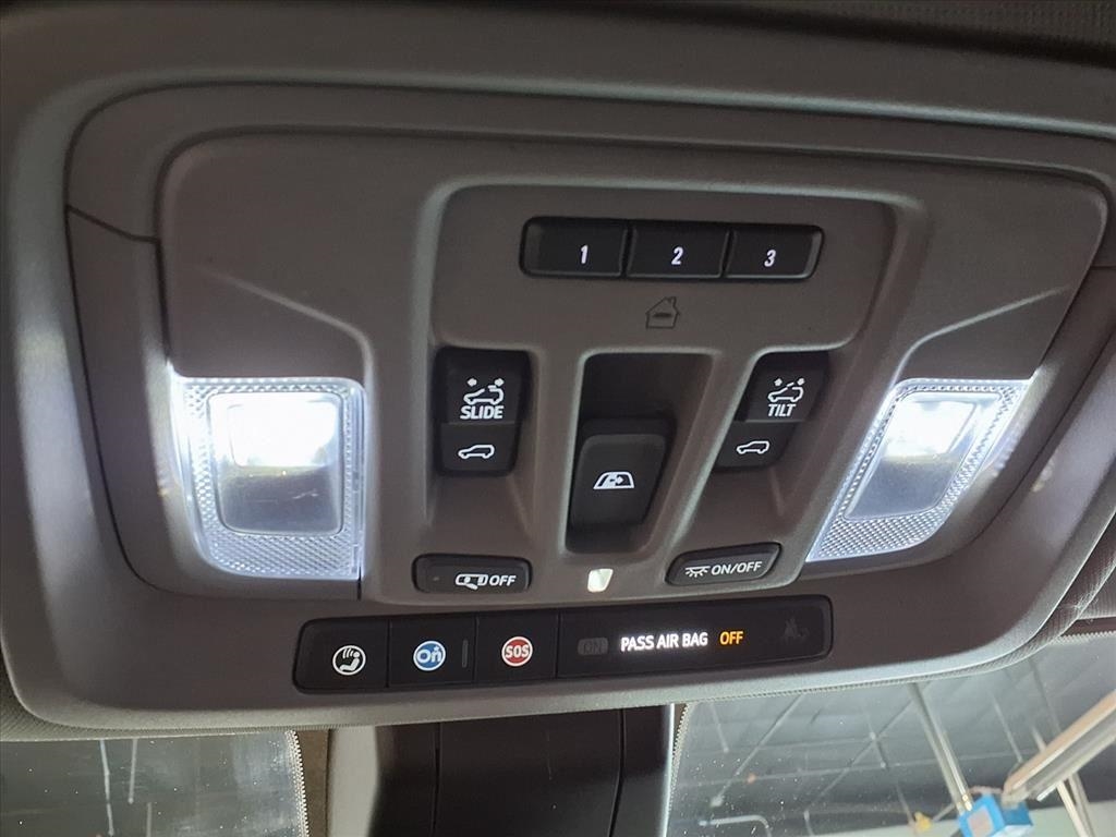 GMC Sierra 2500HD 4WD Crew Cab 159" Denali 2022