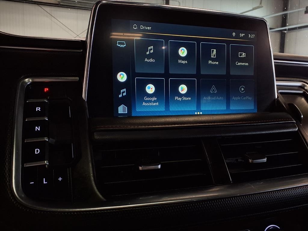 Chevrolet Suburban 4WD 4dr RST 2022