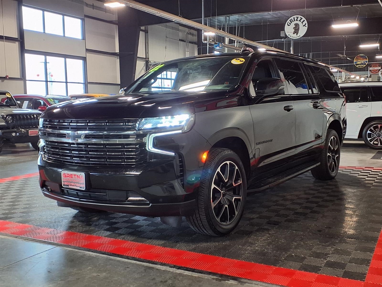 Chevrolet Suburban 4WD 4dr RST 2022