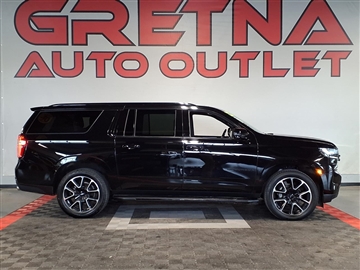 2022 Chevrolet Suburban 4WD 4dr RST