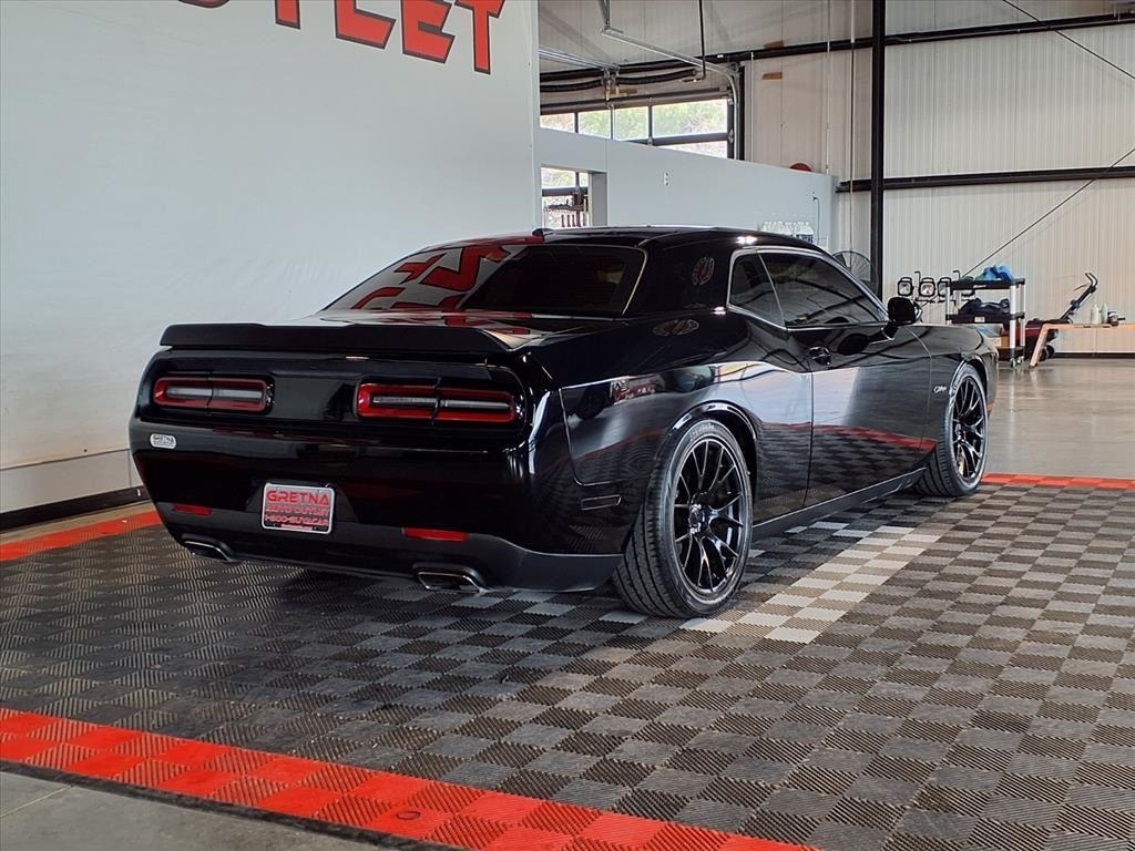 Dodge Challenger SXT Coupe 2017