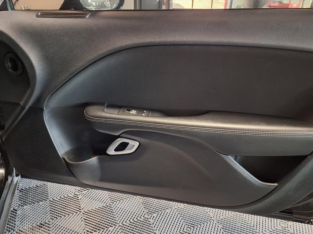 Dodge Challenger SXT Coupe 2017