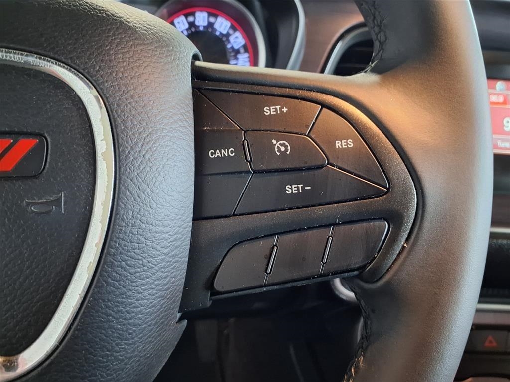 Dodge Challenger SXT Coupe 2017