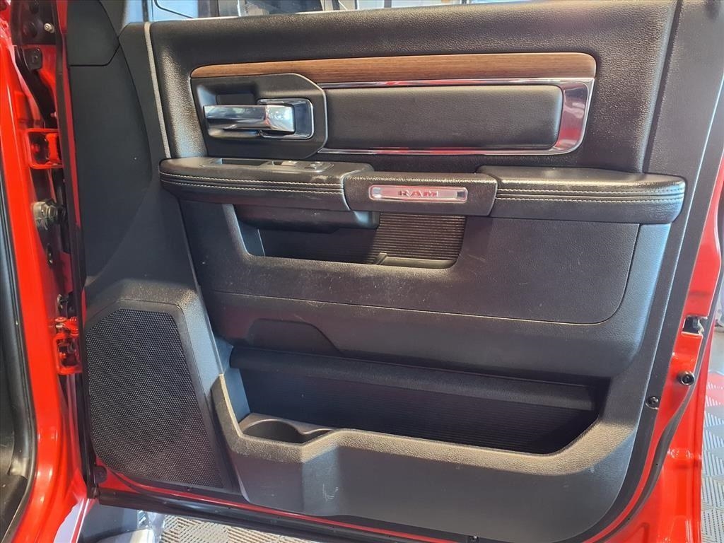 RAM 2500 4WD Crew Cab 149" Laramie 2015