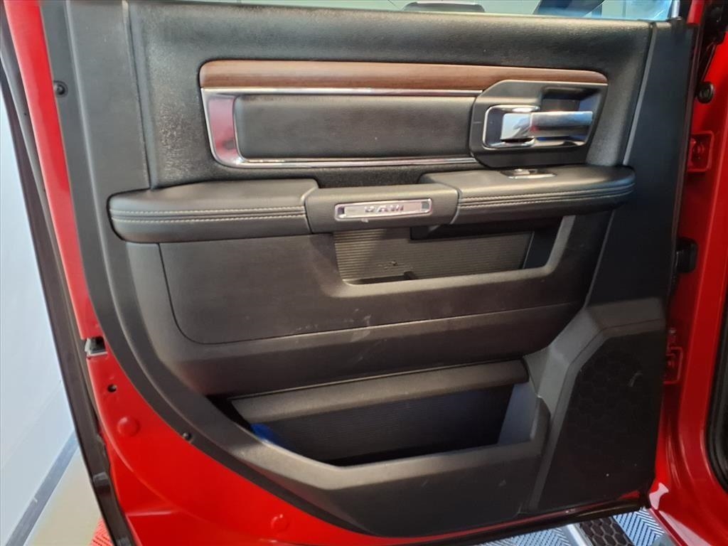 RAM 2500 4WD Crew Cab 149" Laramie 2015