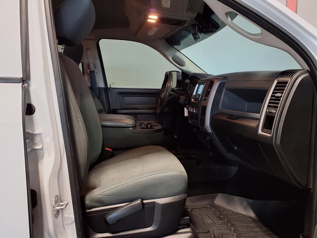 RAM 2500 4WD Crew Cab 149" Tradesman 2016