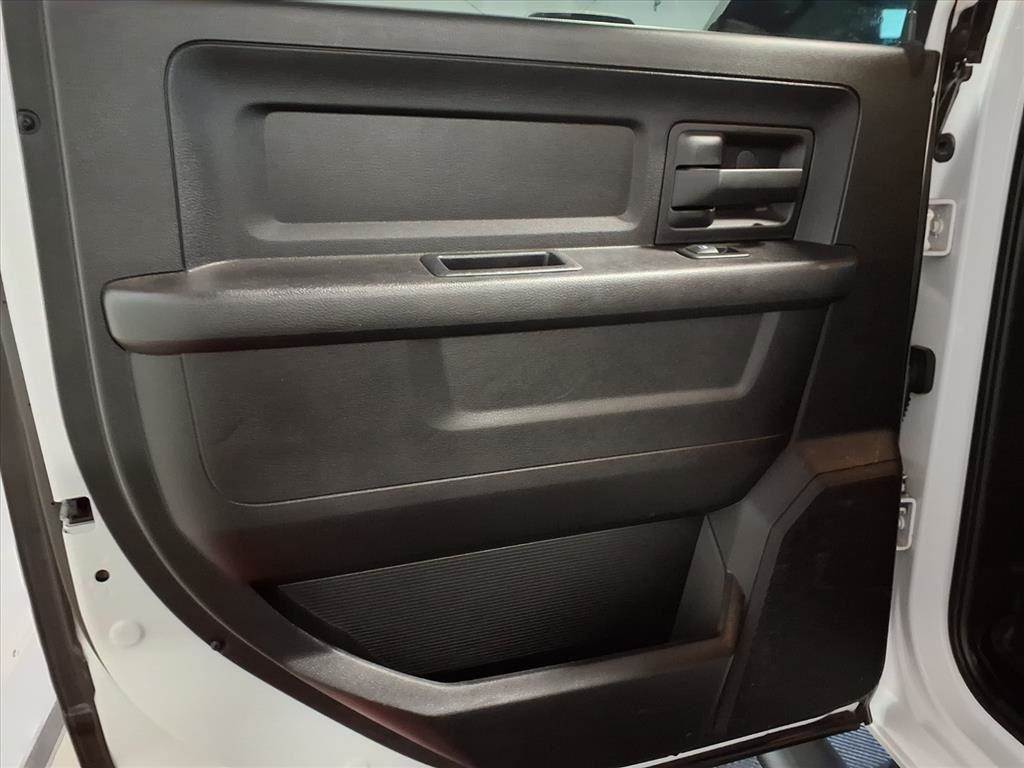 RAM 2500 4WD Crew Cab 149" Tradesman 2016