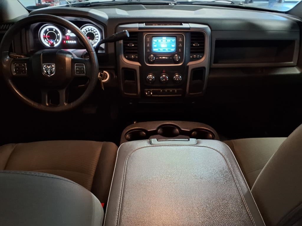 RAM 2500 4WD Crew Cab 149" Tradesman 2016