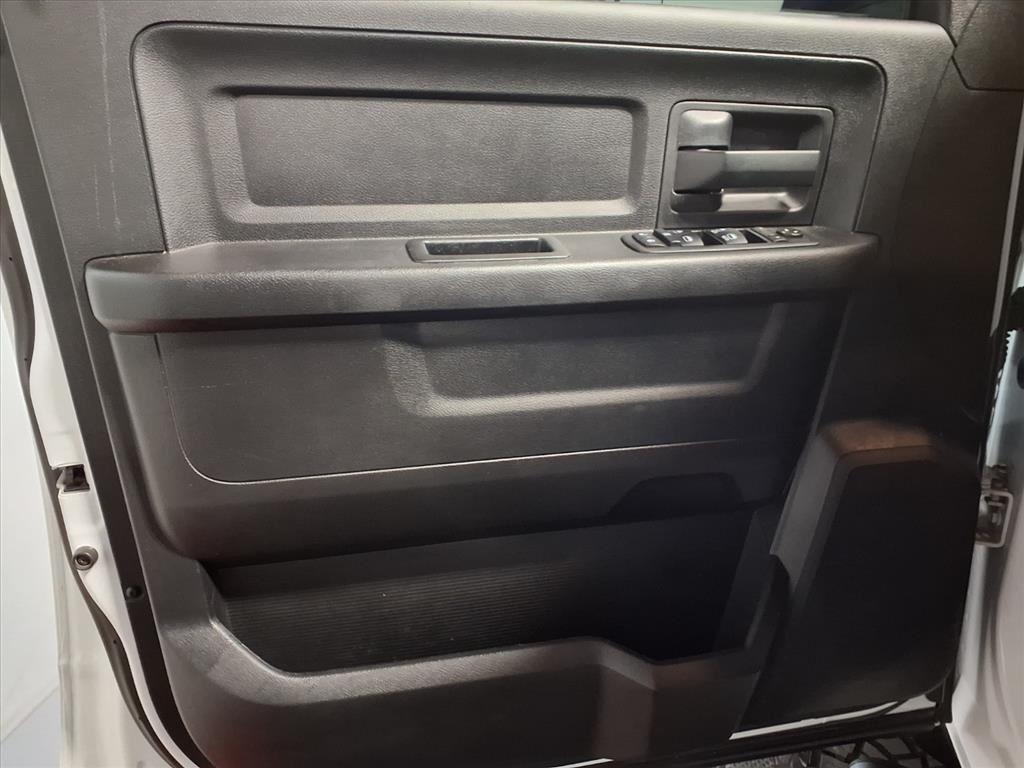 RAM 2500 4WD Crew Cab 149" Tradesman 2016