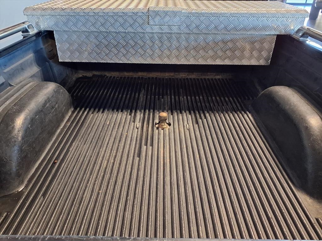 GMC Sierra 2500HD Crew Cab 153" WB 4WD SLE 2002