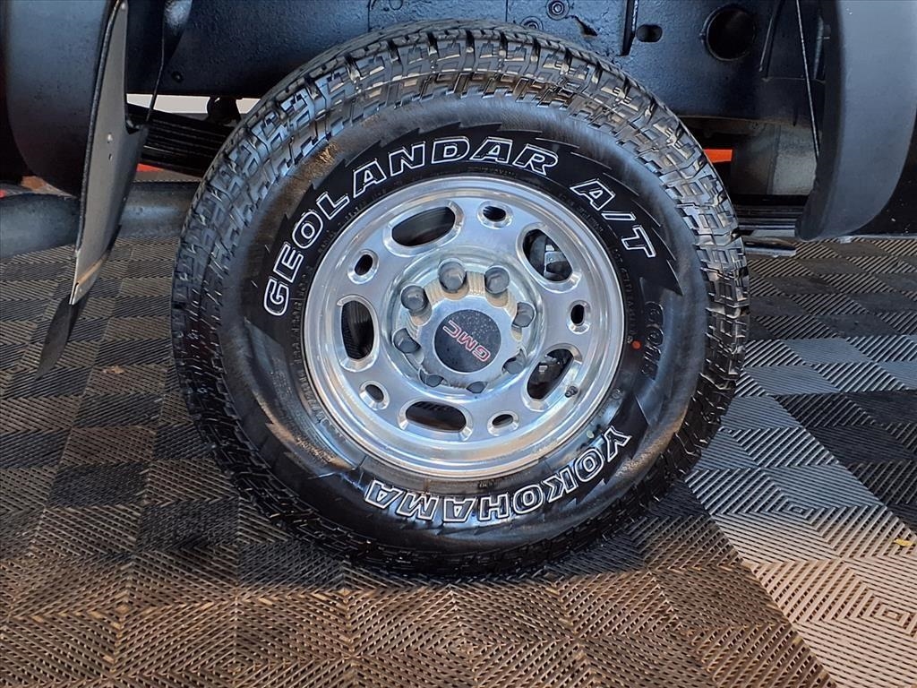 GMC Sierra 2500HD Crew Cab 153" WB 4WD SLE 2002