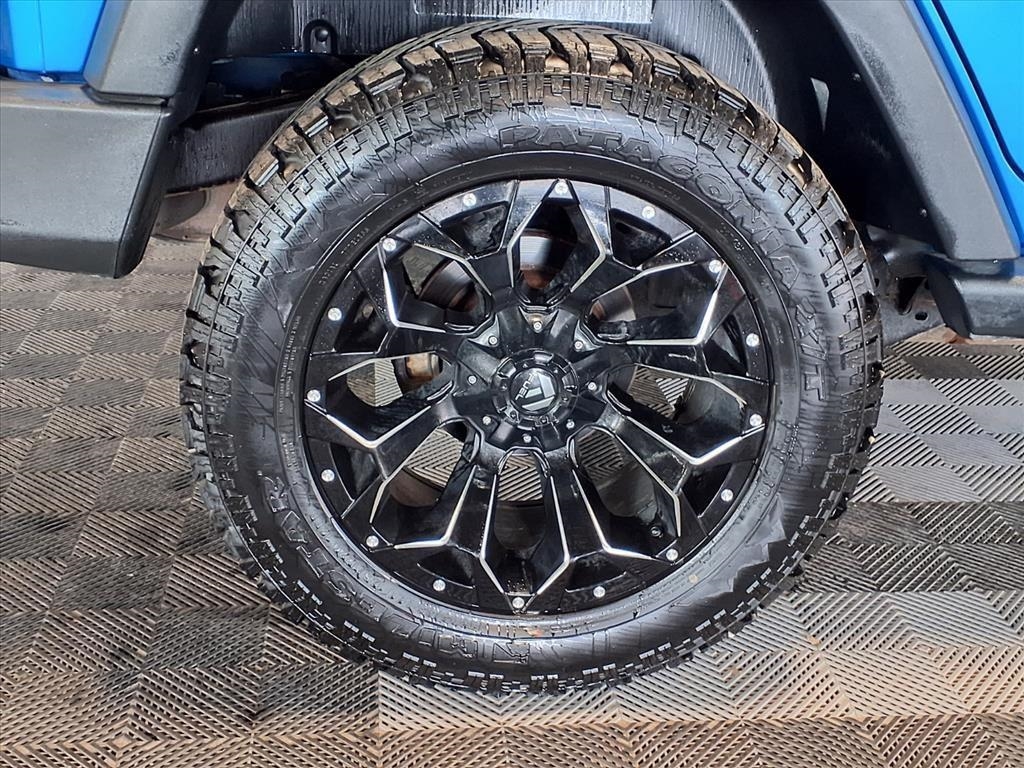 Jeep Wrangler Unlimited 4WD 4dr Sport 2016