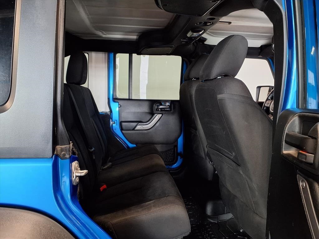 Jeep Wrangler Unlimited 4WD 4dr Sport 2016