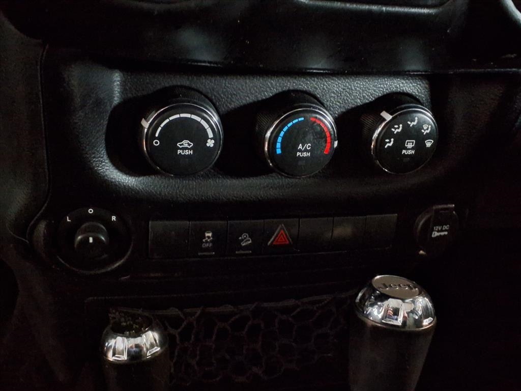 Jeep Wrangler Unlimited 4WD 4dr Sport 2016