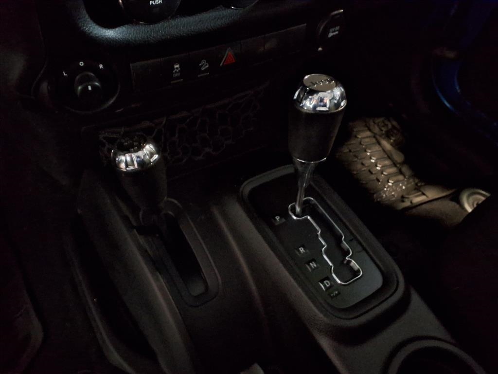 Jeep Wrangler Unlimited 4WD 4dr Sport 2016