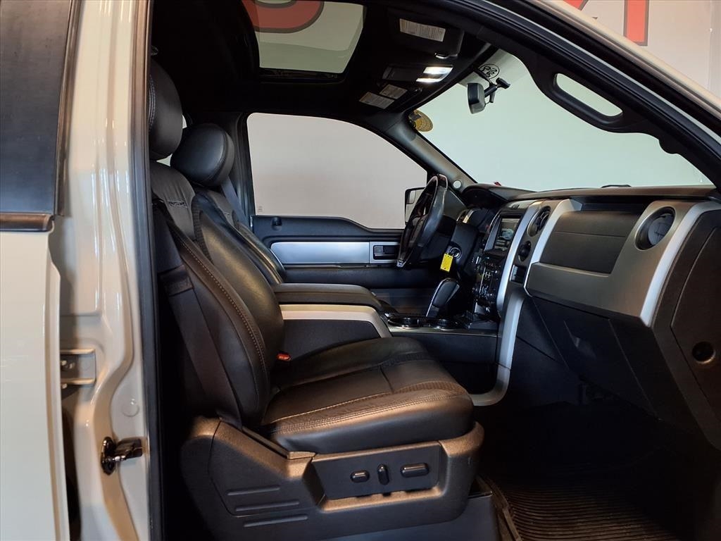 Ford F-150 4WD SuperCrew 145" SVT Raptor 2014