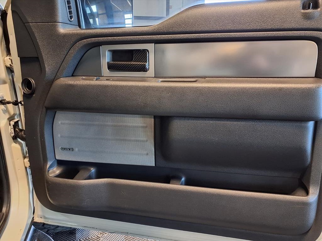 Ford F-150 4WD SuperCrew 145" SVT Raptor 2014