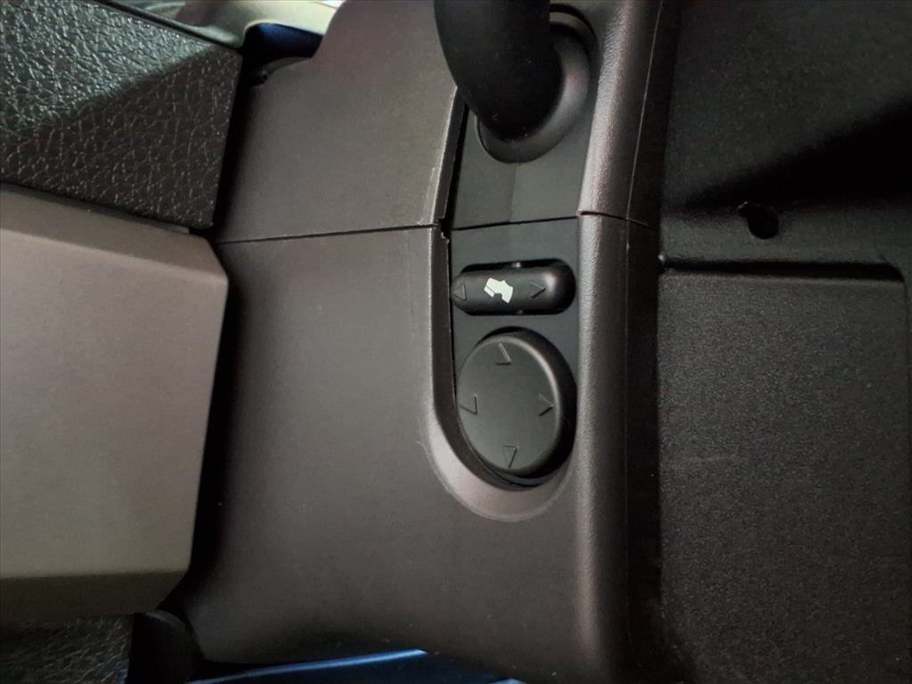 Ford F-150 4WD SuperCrew 145" SVT Raptor 2014