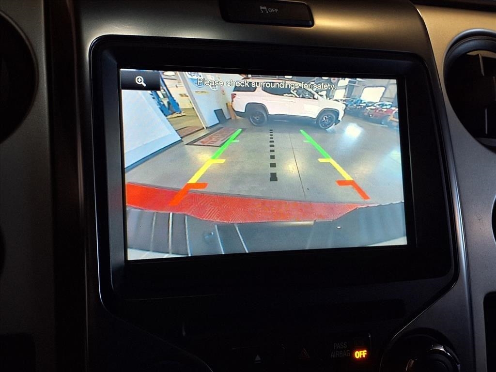 Ford F-150 4WD SuperCrew 145" SVT Raptor 2014