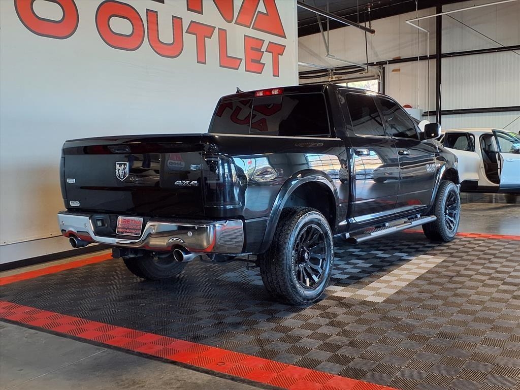 RAM 1500 Laramie 4x4 Crew Cab 5'7" Box 2017