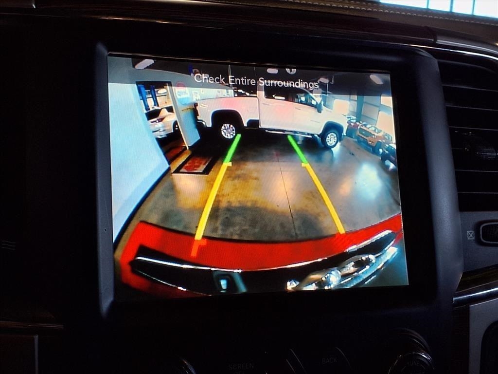 RAM 1500 Laramie 4x4 Crew Cab 5'7" Box 2017