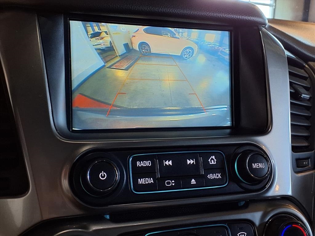 Chevrolet Suburban 4WD 4dr 1500 LT 2019