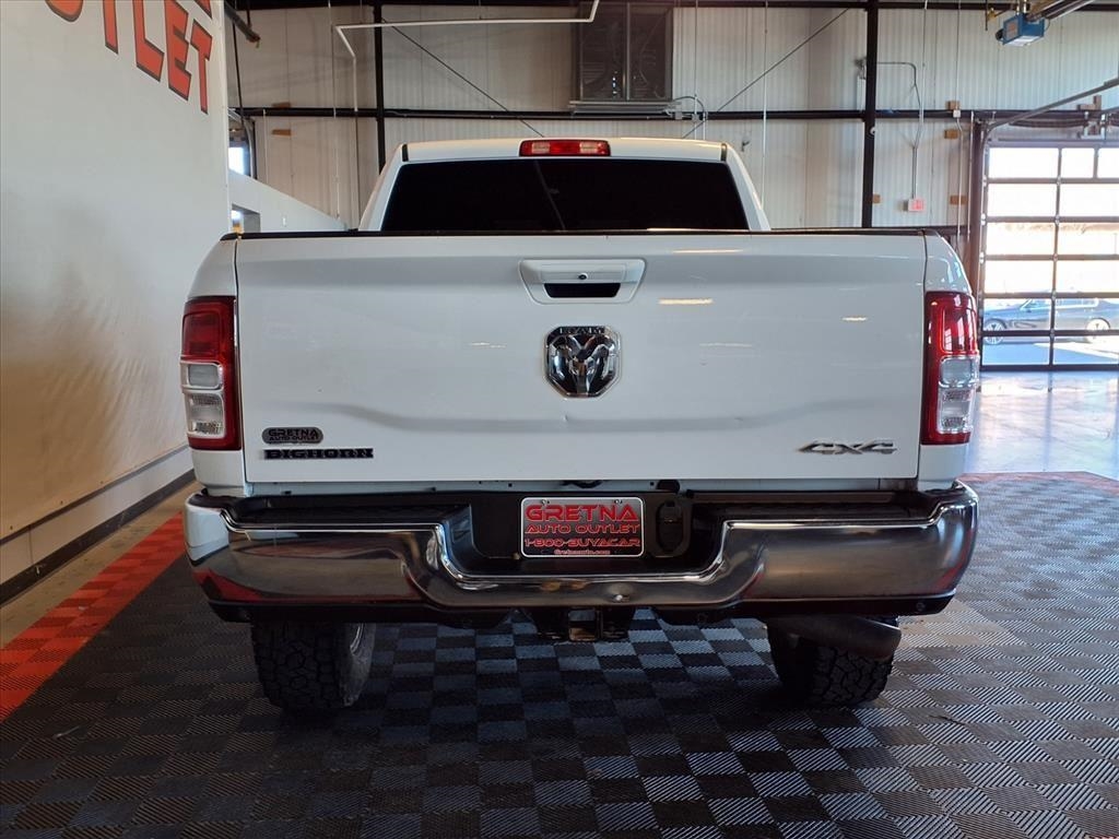 RAM 2500 Big Horn 4x4 Crew Cab 6'4" Box 2021