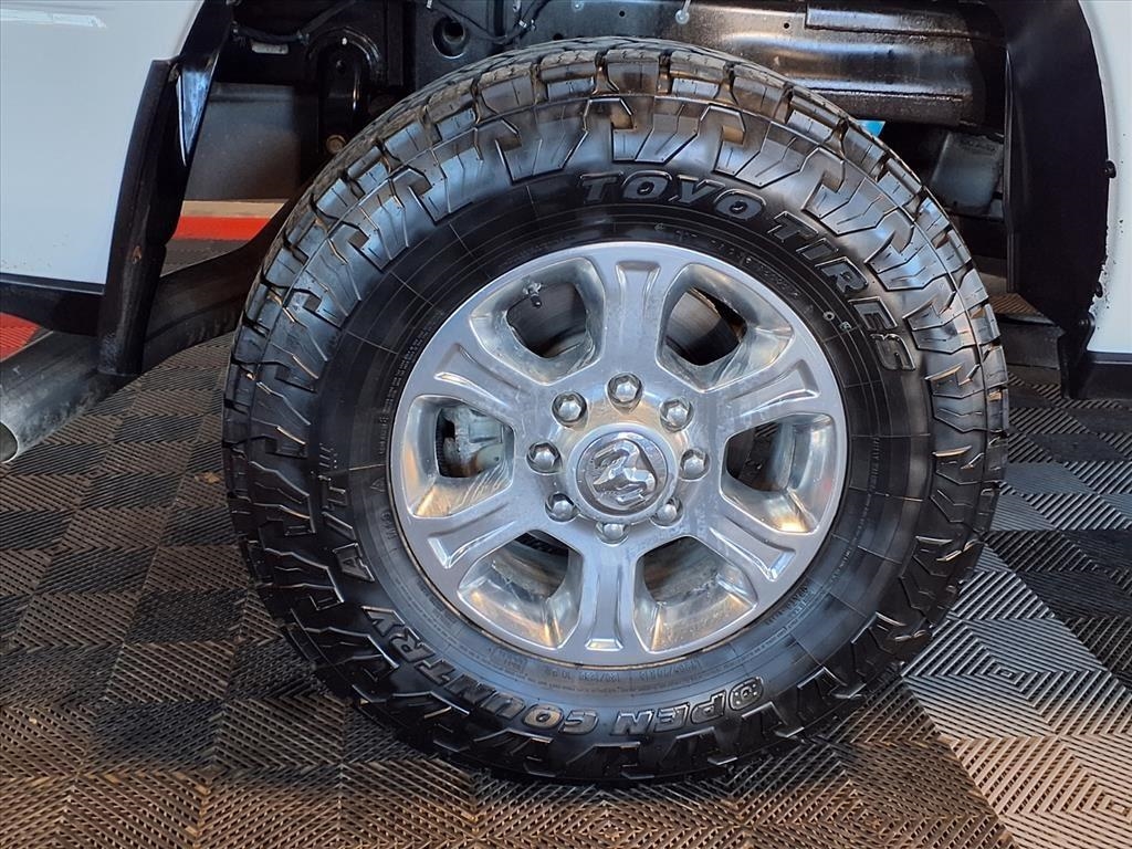 RAM 2500 Big Horn 4x4 Crew Cab 6'4" Box 2021