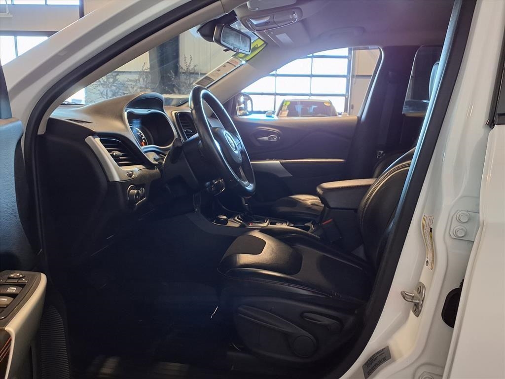 Jeep Cherokee Trailhawk 4x4 *Ltd Avail* 2017