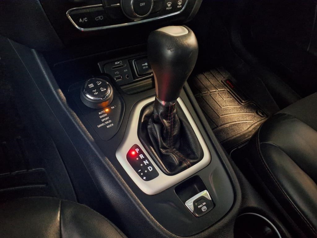 Jeep Cherokee Trailhawk 4x4 *Ltd Avail* 2017