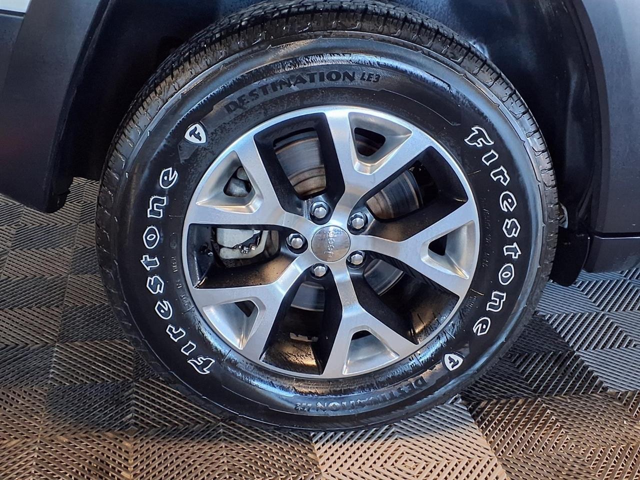 Jeep Cherokee Trailhawk 4x4 *Ltd Avail* 2017