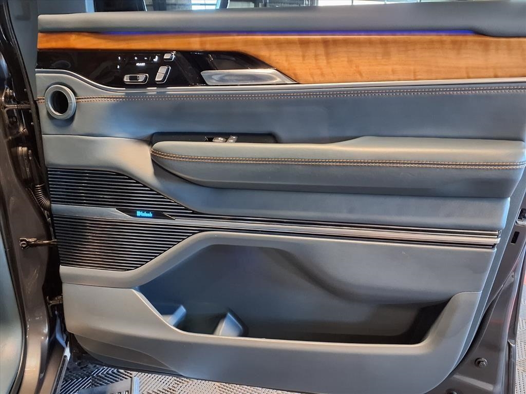 Jeep Grand Wagoneer Series II 4x4 2022