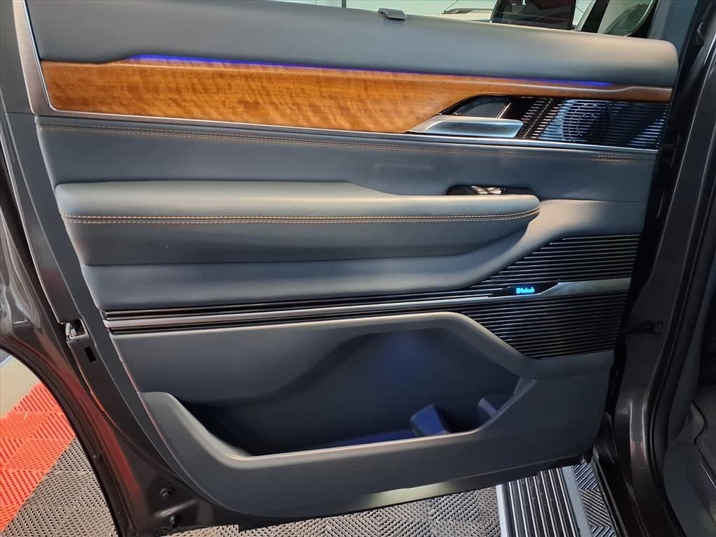 Jeep Grand Wagoneer Series II 4x4 2022