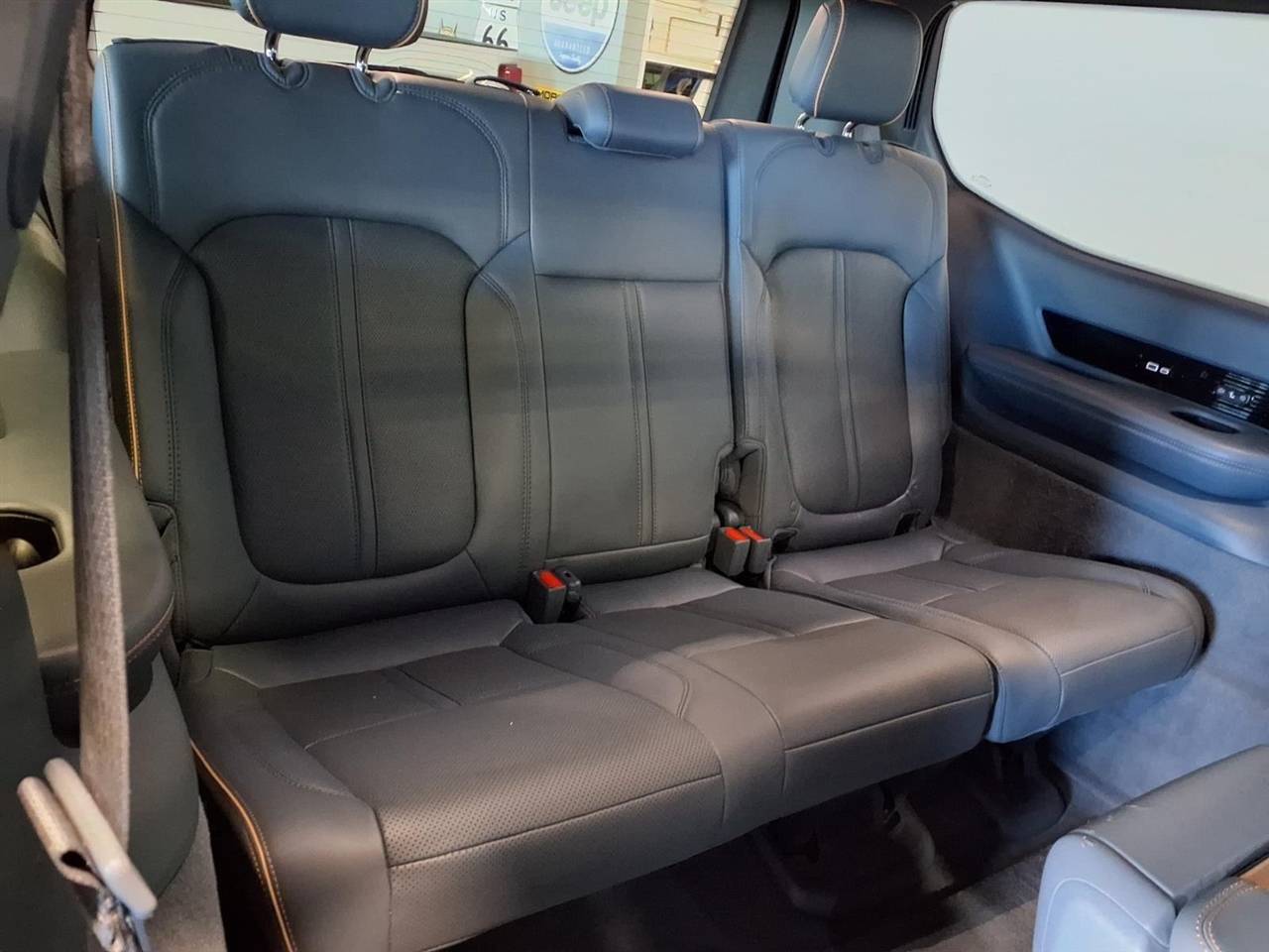 Jeep Grand Wagoneer Series II 4x4 2022