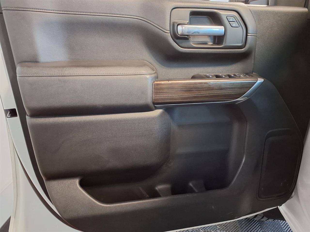 Chevrolet Silverado 2500HD 4WD Crew Cab 159" LT 2023