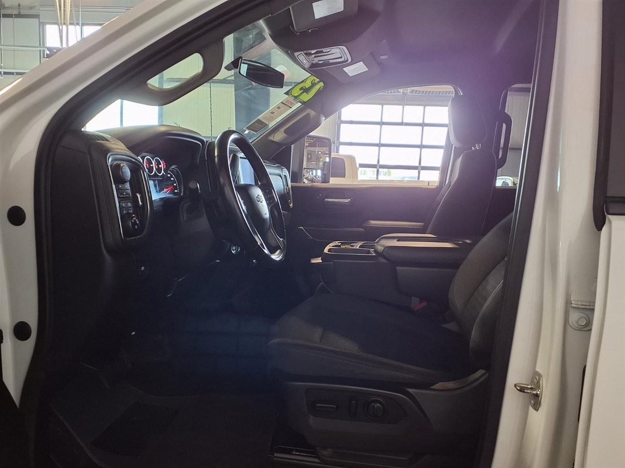 Chevrolet Silverado 2500HD 4WD Crew Cab 159" LT 2023