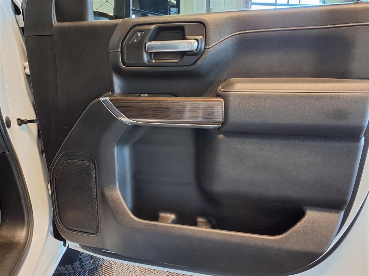 Chevrolet Silverado 2500HD 4WD Crew Cab 159" LT 2023