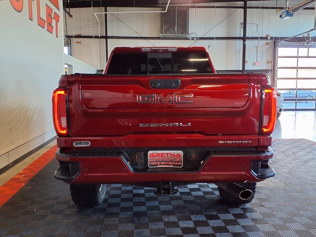 GMC Sierra 2500HD 4WD Crew Cab 159" Denali 2022